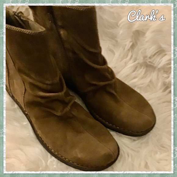 Clarks Shoes - Clark’s Suede zip booties